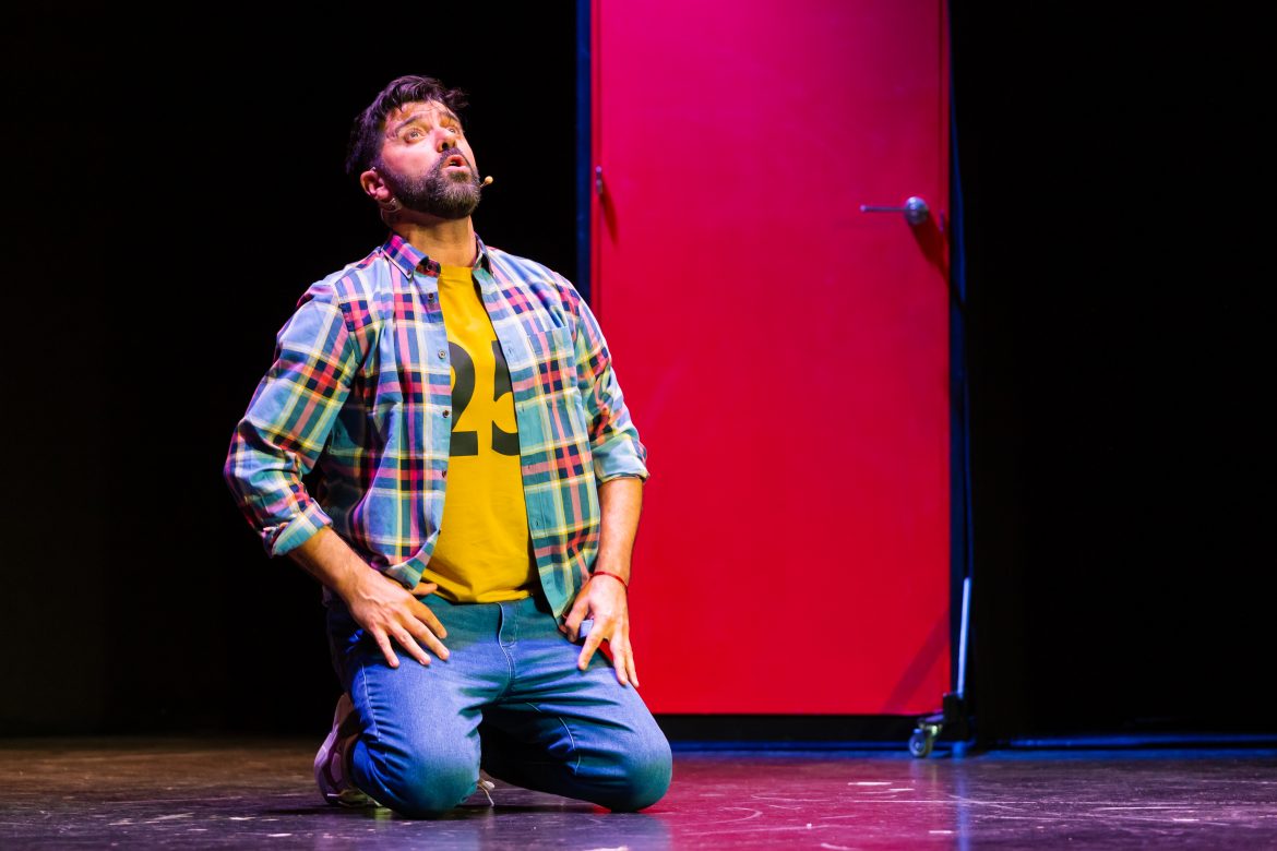 ‘La Puerta Roja’, un musical de muerte que lleva al público a un viaje esperanzador